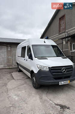 Грузовой фургон Mercedes-Benz Sprinter 2020 в 