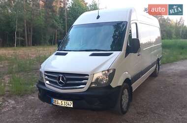 Грузовой фургон Mercedes-Benz Sprinter 2018 в 