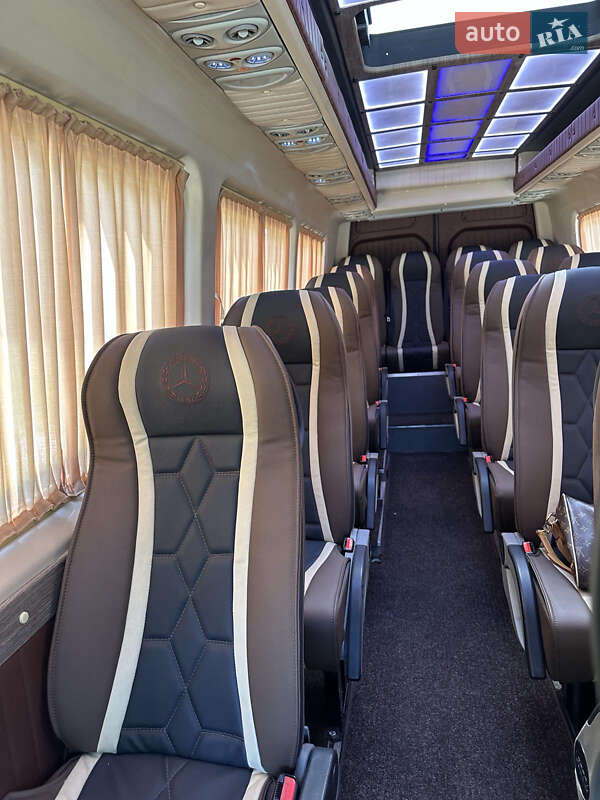 Туристический / Междугородний автобус Mercedes-Benz Sprinter 2014 в Киеве