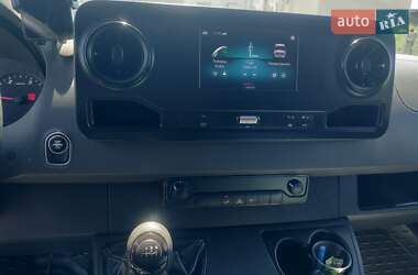 Грузовой фургон Mercedes-Benz Sprinter 2019 в 
