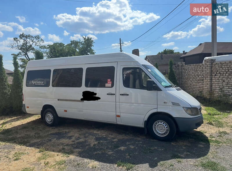 Mercedes-Benz Sprinter 2006