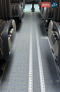 Туристичний / Міжміський автобус Mercedes-Benz Sprinter 2013 в 