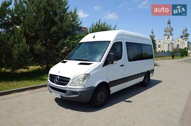 Вантажопасажирський фургон Mercedes-Benz Sprinter 2010 в Львові