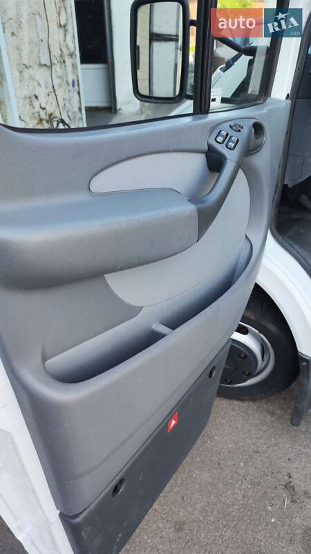 Тентованый Mercedes-Benz Sprinter 2001 в Чернигове