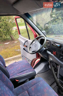 Вантажний фургон Mercedes-Benz Sprinter 1998 в 