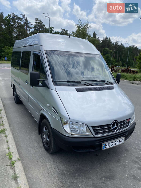 Мікроавтобус Mercedes-Benz Sprinter 2004 в Києві