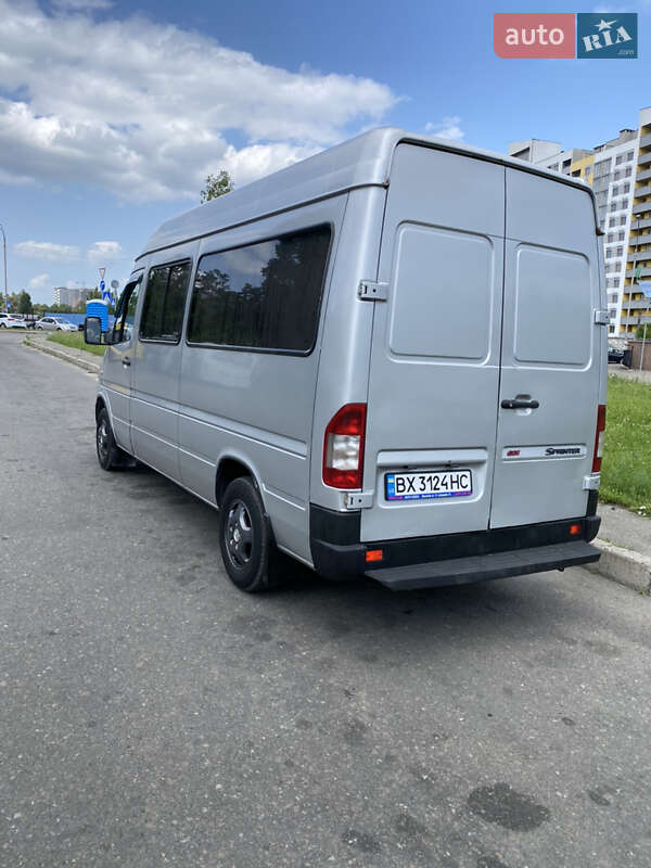 Мікроавтобус Mercedes-Benz Sprinter 2004 в Києві