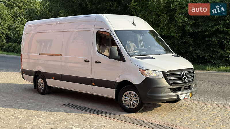 Грузовой фургон Mercedes-Benz Sprinter 2019 в Сваляве