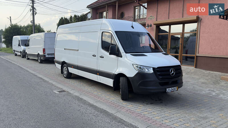Грузовой фургон Mercedes-Benz Sprinter 2019 в Сваляве