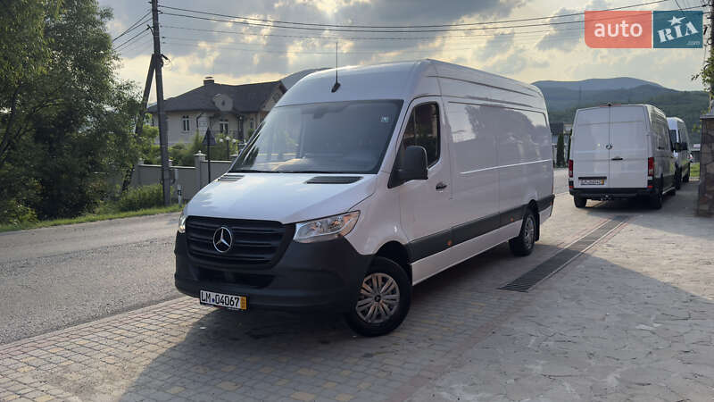 Грузовой фургон Mercedes-Benz Sprinter 2019 в Сваляве