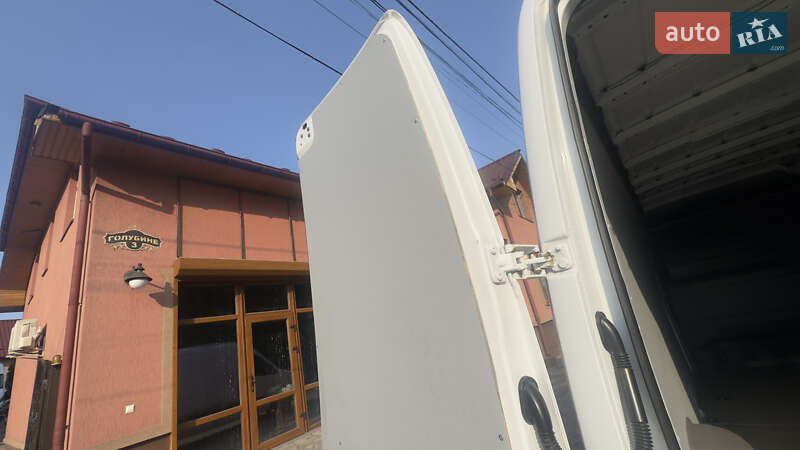 Грузовой фургон Mercedes-Benz Sprinter 2019 в Сваляве