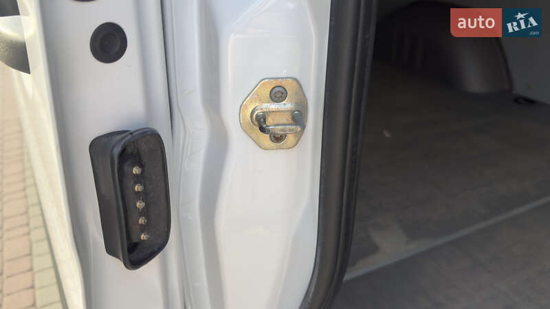 Грузовой фургон Mercedes-Benz Sprinter 2019 в Сваляве