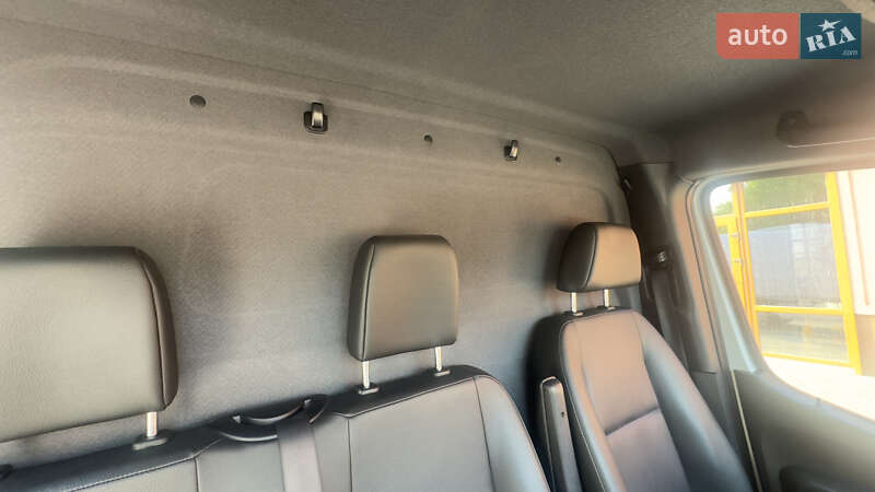 Грузовой фургон Mercedes-Benz Sprinter 2019 в Сваляве