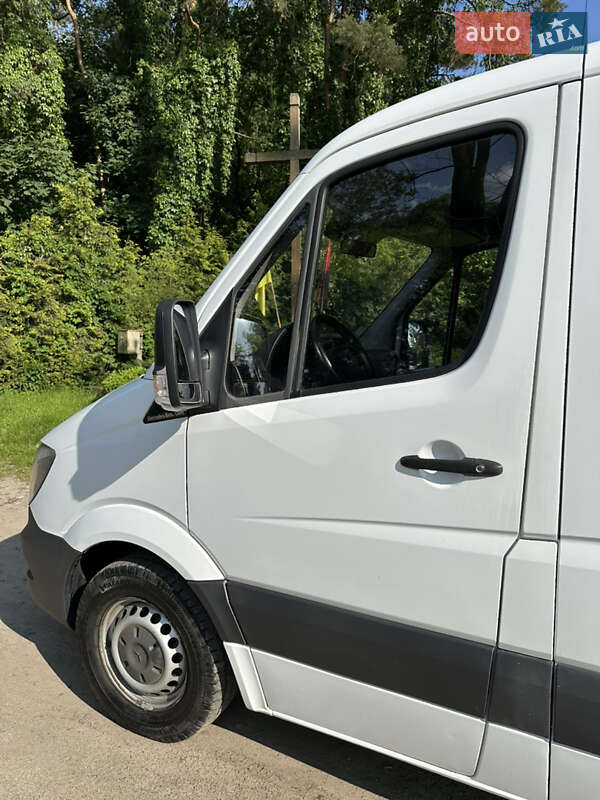 Грузопассажирский фургон Mercedes-Benz Sprinter 2013 в Львове фото 2 Грузопассажирский фургон Mercedes-Benz Sprinter 2013 в Львове