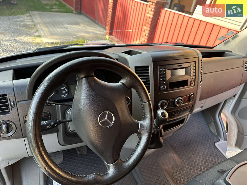 Грузопассажирский фургон Mercedes-Benz Sprinter 2013 в Львове фото 16 Грузопассажирский фургон Mercedes-Benz Sprinter 2013 в Львове