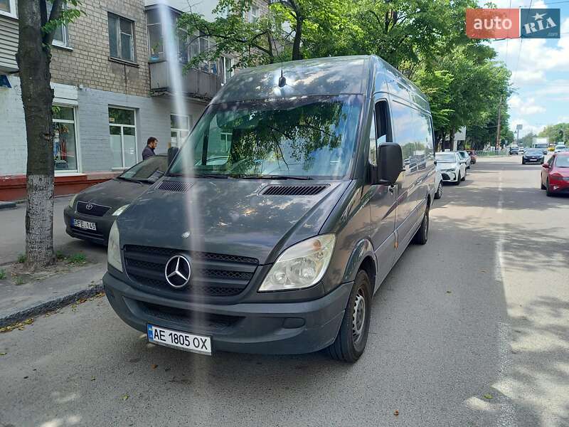 Mercedes-Benz Sprinter 2011