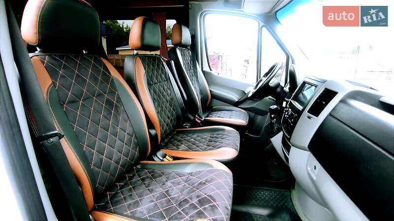 Вантажопасажирський фургон Mercedes-Benz Sprinter 2018 в Житомирі