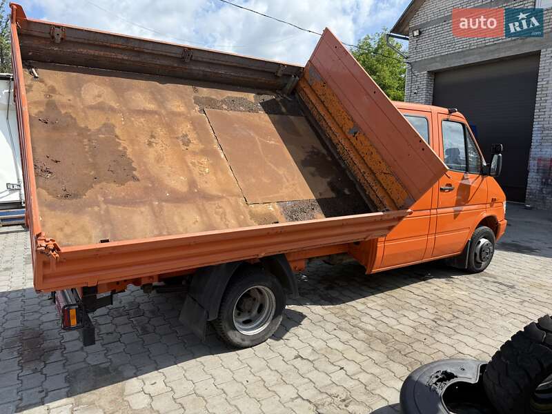 Самосвал Mercedes-Benz Sprinter 2000 в Луцке