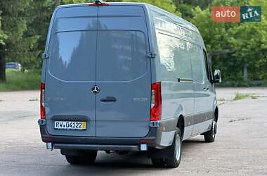 Грузовой фургон Mercedes-Benz Sprinter 2019 в 