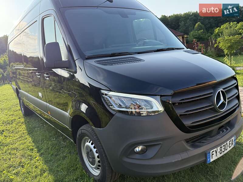Грузовой фургон Mercedes-Benz Sprinter 2021 в 