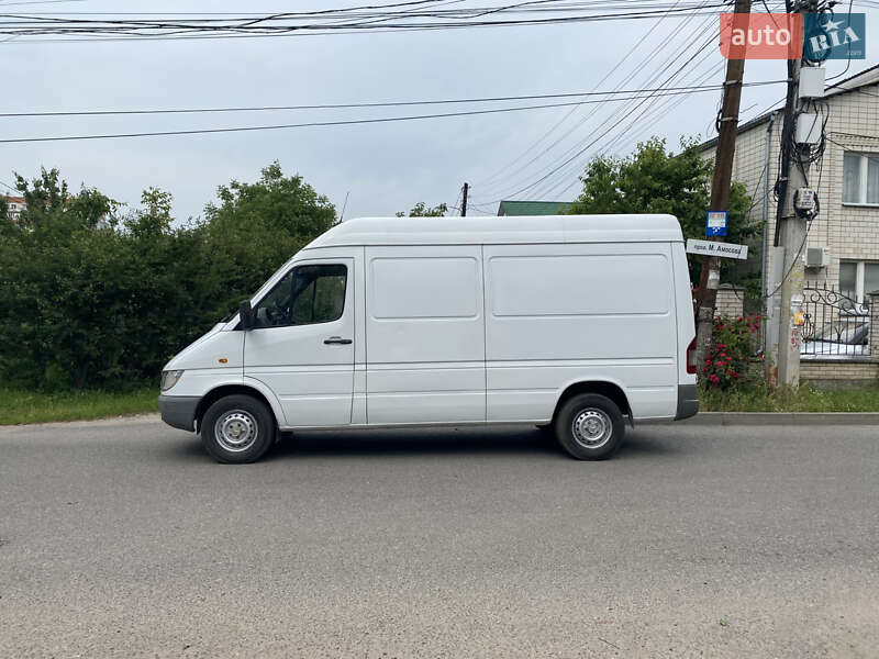 Грузовой фургон Mercedes-Benz Sprinter 2006 в Виннице