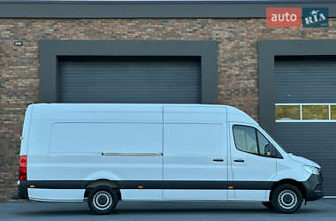 Грузовой фургон Mercedes-Benz Sprinter 2021 в 