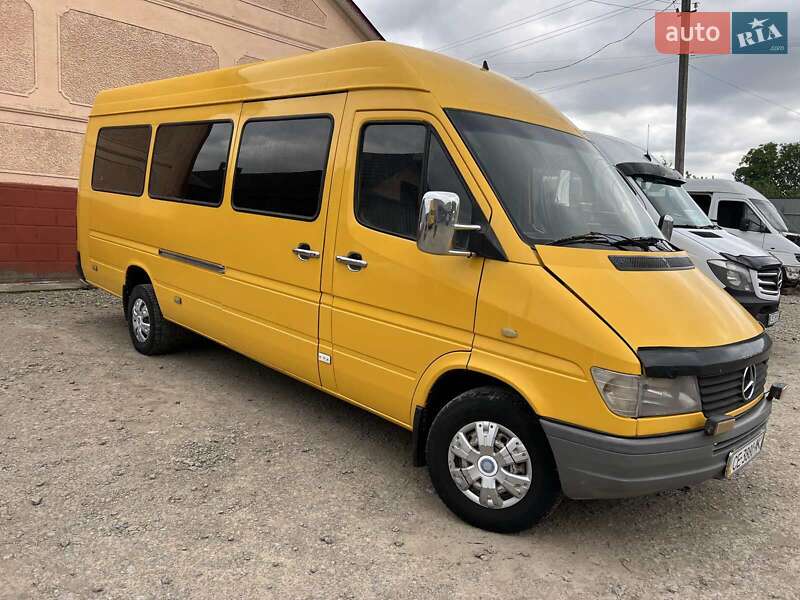 Мікроавтобус Mercedes-Benz Sprinter 1998 в Кельменцях