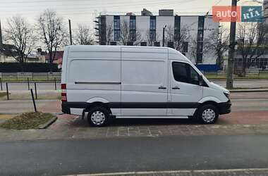 Грузовой фургон Mercedes-Benz Sprinter 2016 в 