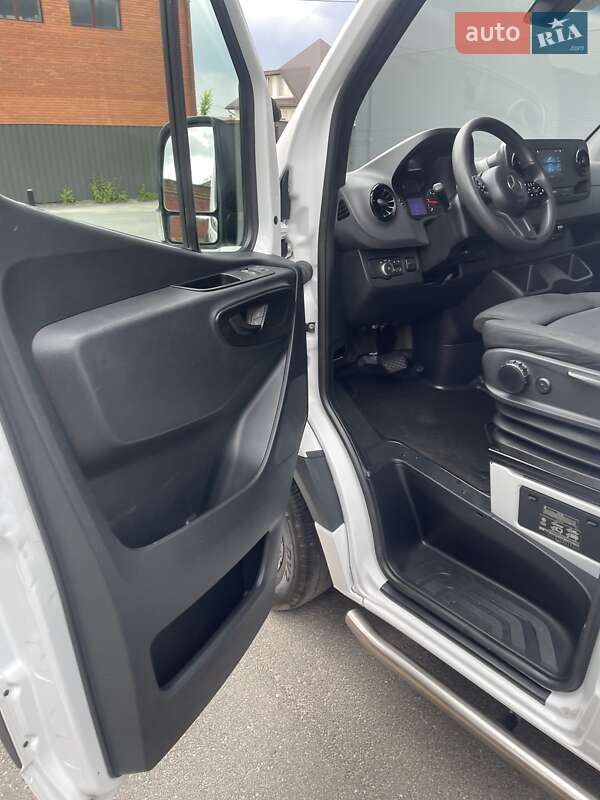 Грузовой фургон Mercedes-Benz Sprinter 2022 в Киеве