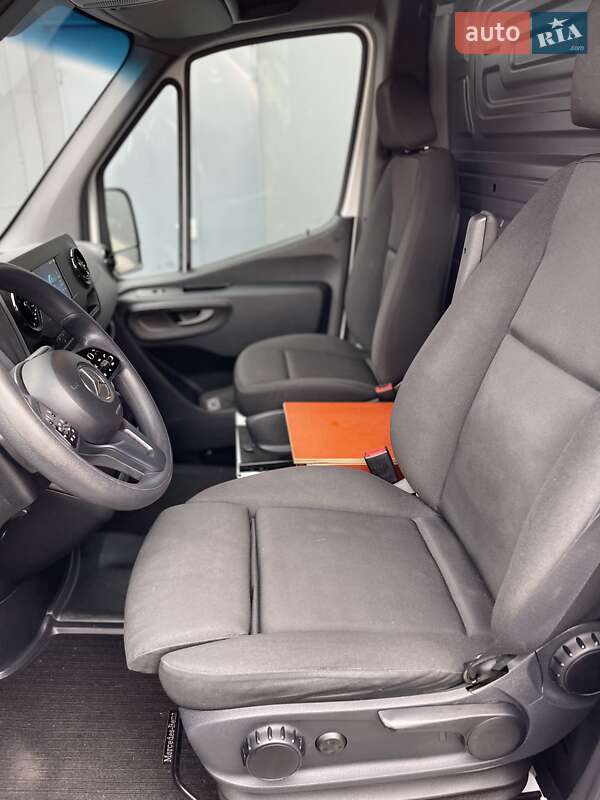 Грузовой фургон Mercedes-Benz Sprinter 2022 в Киеве
