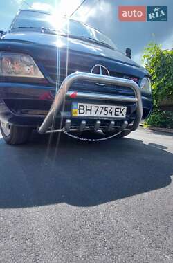 Грузопассажирский фургон Mercedes-Benz Sprinter 2003 в 