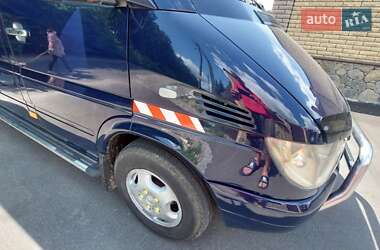 Грузопассажирский фургон Mercedes-Benz Sprinter 2003 в 