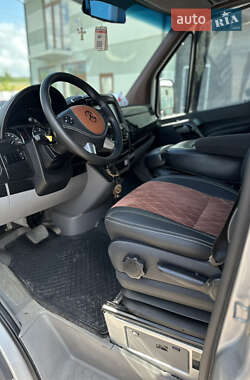 Грузовой фургон Mercedes-Benz Sprinter 2012 в 