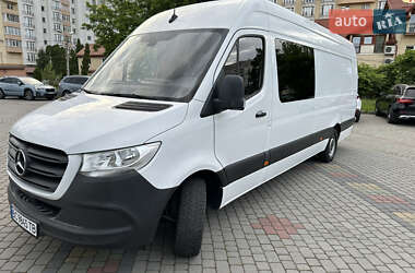 Вантажопасажирський фургон Mercedes-Benz Sprinter 2019 в 