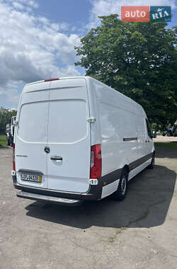 Грузовой фургон Mercedes-Benz Sprinter 2018 в 