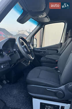 Грузовой фургон Mercedes-Benz Sprinter 2018 в 
