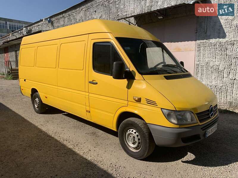 Вантажний фургон Mercedes-Benz Sprinter 2006 в Кропивницькому фото 2 Вантажний фургон Mercedes-Benz Sprinter 2006 в Кропивницькому