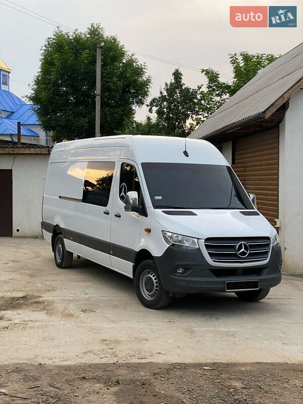 Вантажопасажирський фургон Mercedes-Benz Sprinter 2019 в Чернівцях