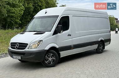 Вантажний фургон Mercedes-Benz Sprinter 2007 в Хмельницькому