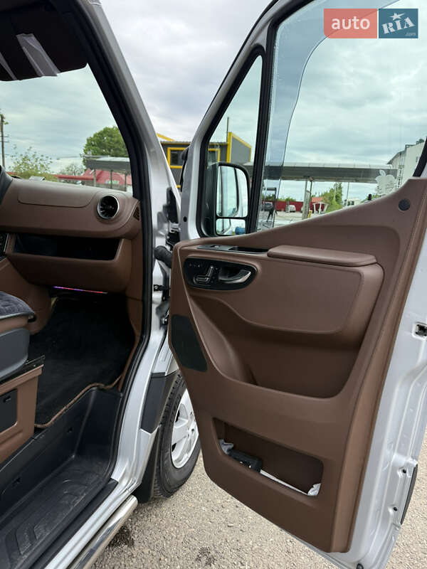 Мікроавтобус Mercedes-Benz Sprinter 2021 в Чернівцях