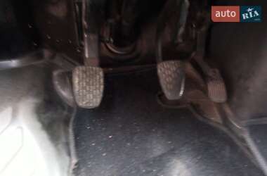 Грузовой фургон Mercedes-Benz Sprinter 2006 в 