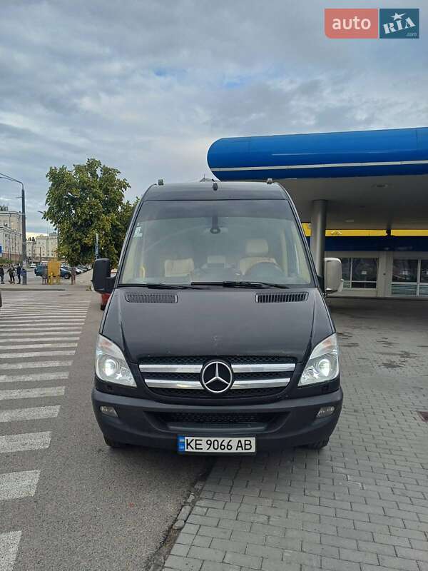 Mercedes-Benz Sprinter 2012