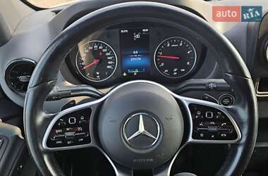 Грузовой фургон Mercedes-Benz Sprinter 2021 в 