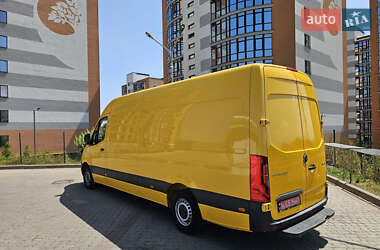 Грузовой фургон Mercedes-Benz Sprinter 2020 в 
