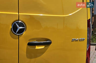 Грузовой фургон Mercedes-Benz Sprinter 2020 в 