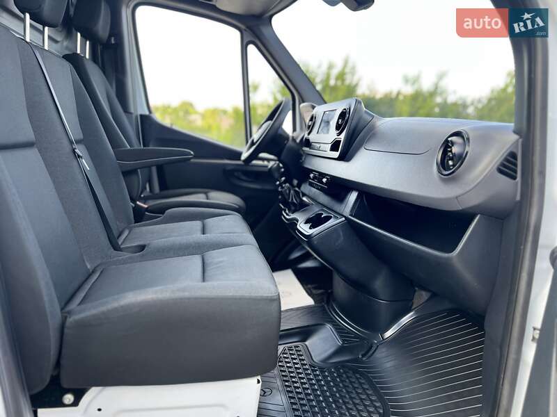 Грузовой фургон Mercedes-Benz Sprinter 2021 в Дубно
