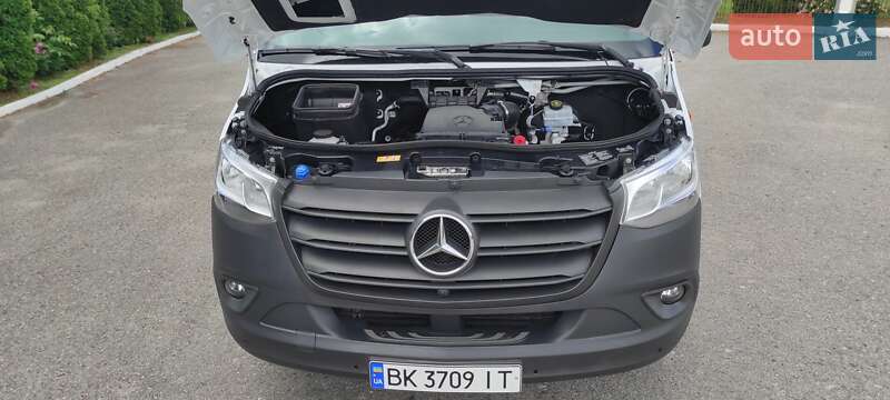Мікроавтобус Mercedes-Benz Sprinter 2022 в Дубні