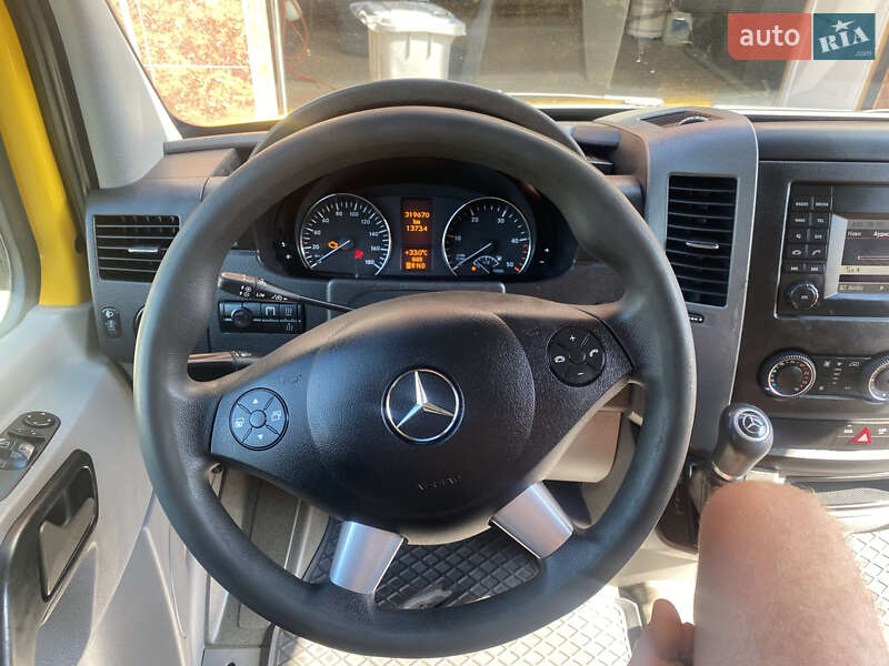Грузовой фургон Mercedes-Benz Sprinter 2017 в Тячеве