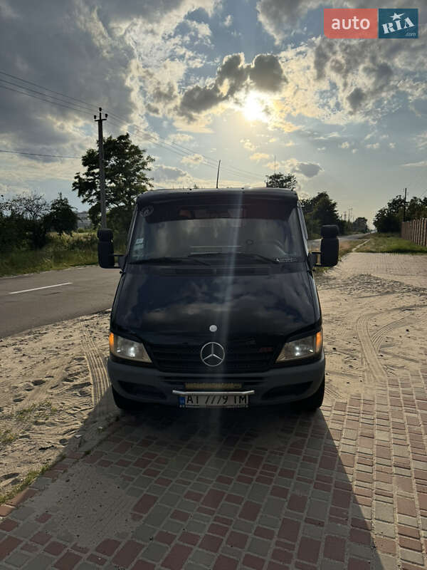 Автовоз Mercedes-Benz Sprinter 2001 в Бучі