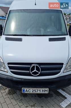 Грузопассажирский фургон Mercedes-Benz Sprinter 2011 в 